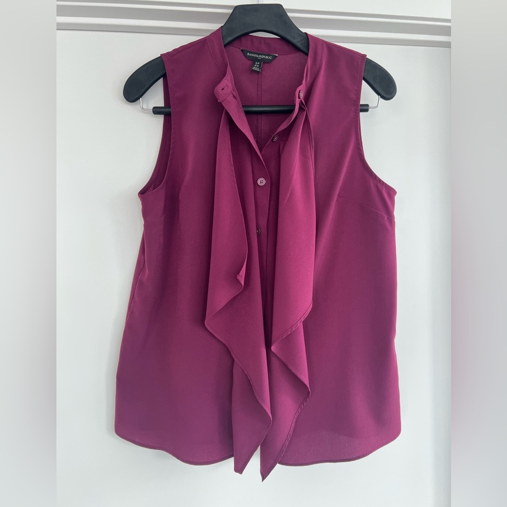 Banana Republic Blouse, Size small